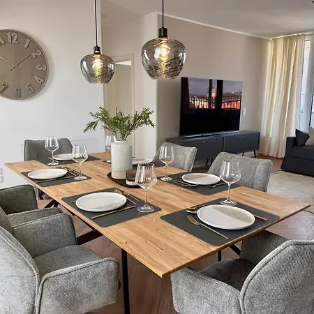 Neu!! Ruhige Helle Penthouse - Parking Incl Apartament Drezno