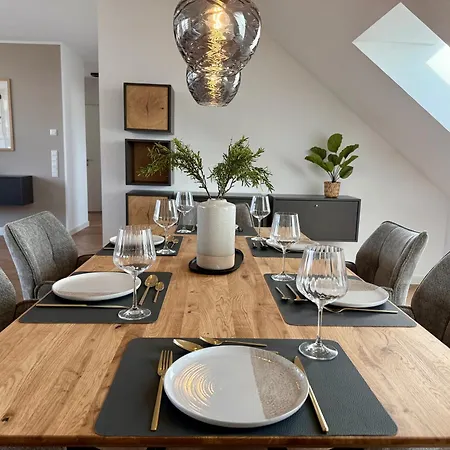 Apartament Neu!! Ruhige Helle Penthouse - Parking Incl Drezno