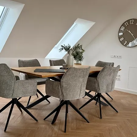 Apartament Neu!! Ruhige Helle Penthouse - Parking Incl Drezno