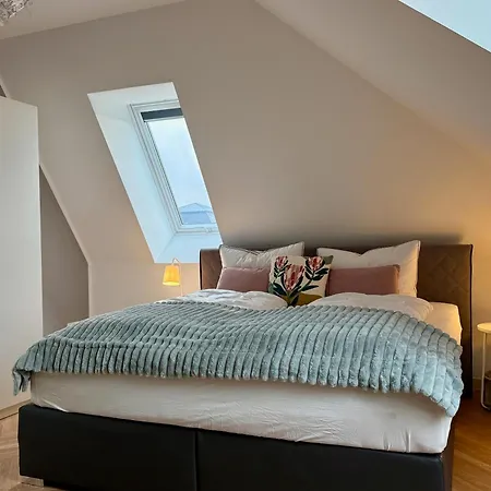 Apartament Neu!! Ruhige Helle Penthouse - Parking Incl