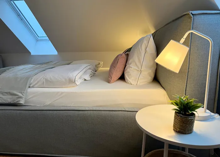 Apartment Neu!! Ruhige Helle Penthouse - Parking Incl Dresden