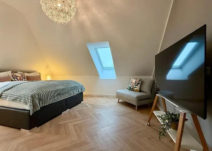 Apartman Neu!! Ruhige Helle Penthouse - Parking Incl