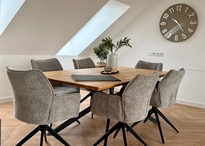 Apartment Neu!! Ruhige Helle Penthouse - Parking Incl Dresden