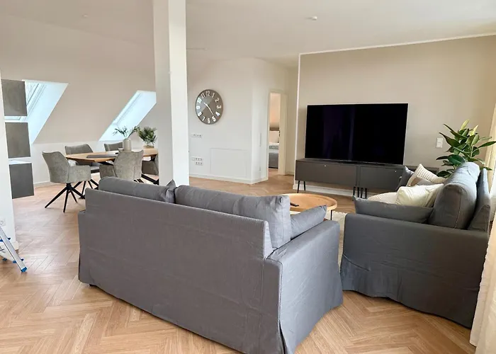 Apartment Neu!! Ruhige Helle Penthouse - Parking Incl Dresden