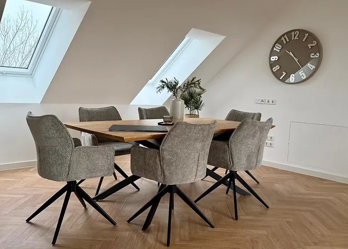 Apartment Neu!! Ruhige Helle Penthouse - Parking Incl Dresden